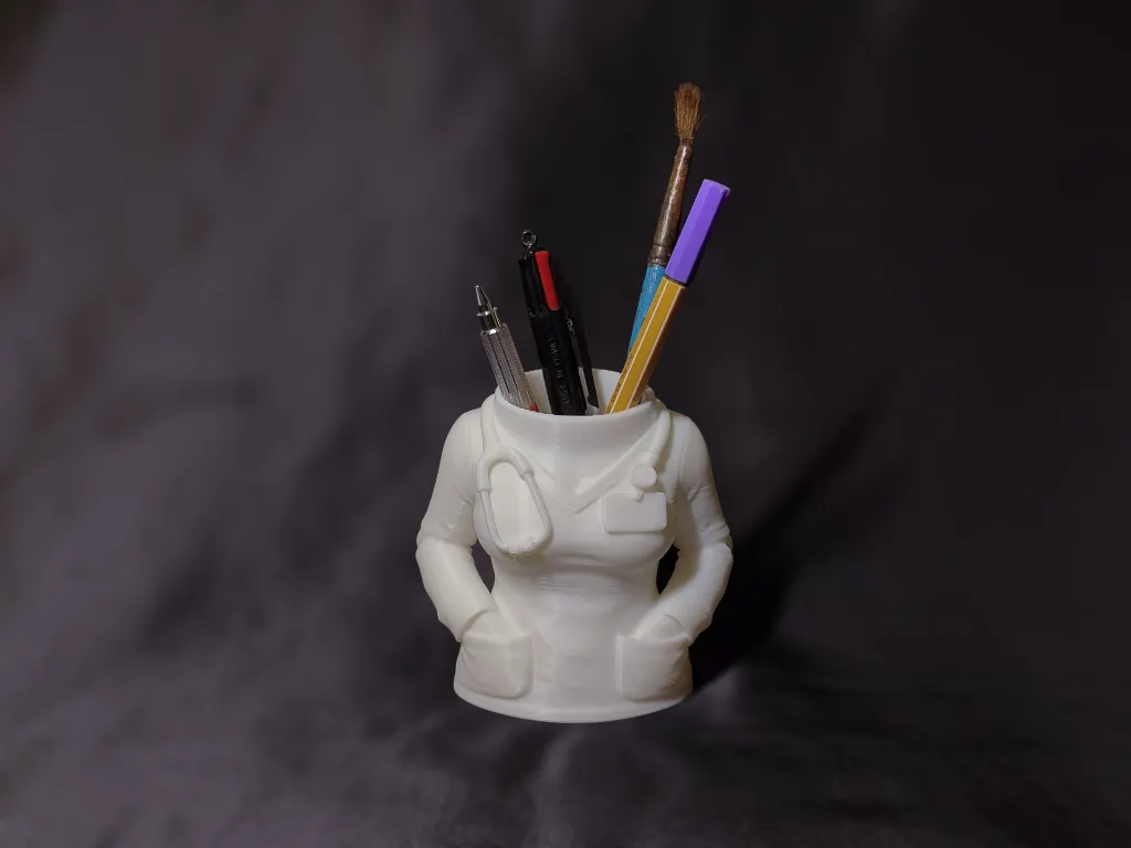pot stylos face.webp